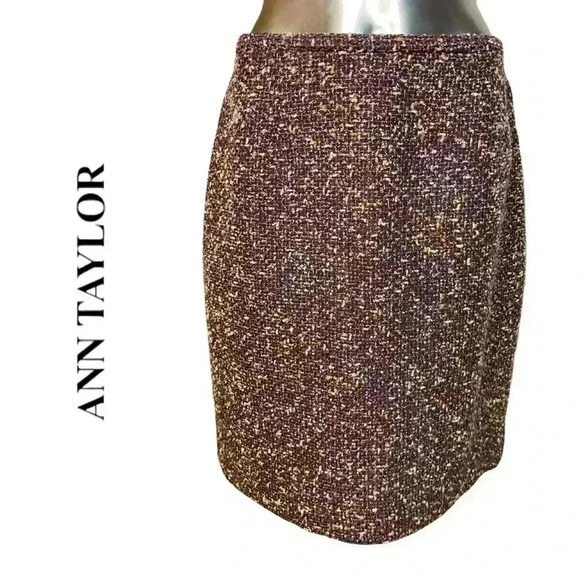 Ann Taylor Mini Skirt Boucle Lined Skirt Back Zipper Wool Blend Size 6 - Picture 1 of 5